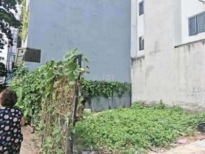 BÁN LÔ ĐẤT ĐẸP-GẦN CẦU PHÚ XUÂN-CÁCH QUẬN 7 CHỈ 1 CÂY CẦU-HẺM XE HƠI Q