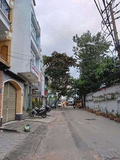 Nhà nhỏ xinh 2 tầng đủ công năng đường Phan Văn Trị __2,58 tỉ (còn TL)