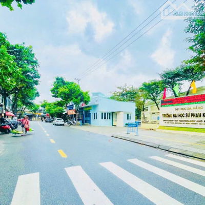 SIÊU PHẨM- KIỆT Ô TÔ ĐỔ NHỰA-DT KHỦNG 145M2- Đ.ÔNG ÍCH KHIÊM- CÁCH BIỂN CHỈ 200M