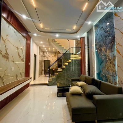 BÁN NHÀ 3 TẦNG LỬNG ,KIỆT Ô TÔ MẸ SUỐT ,ĐÀ NẴNG