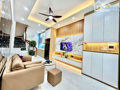 Trương Định 30M 4T dân xây, 4.6 tỷ full nội thất, 20m ra phố ô tô dừng đỗ kinh doanh