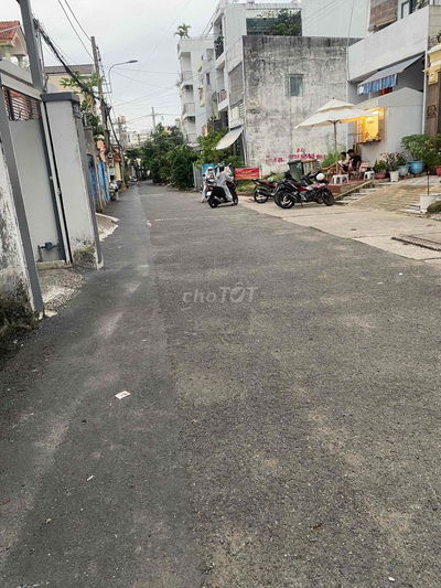 Giảm giá bán CHDV Ngay chợ Thủ Đức,thu nhập 95tr/th