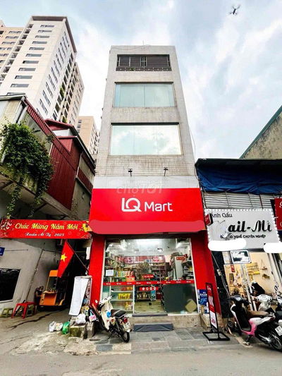 Mặt phố Trương Định. Vỉ hè rộng kinh doanh sầm uất, 50m* 5 tầng.