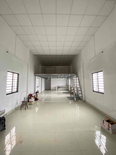 Cho thuê kho, xưởng 250m2 gần công viên sinh thái