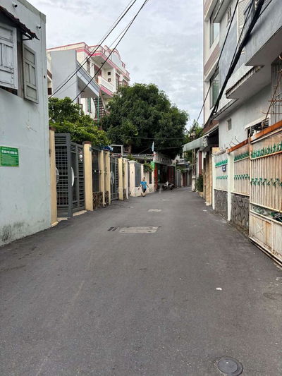 Nhà kiệt oto Trưng Nhị - Hòa cường.