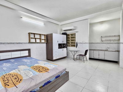 Phòng full nội thất giá rẻ khu Cộng Hoà - Trường Chinh , Tân Bình