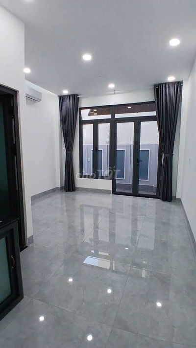 Cho thuê phòng đủ nội thất gần làng Đ.Học Bình Chánh