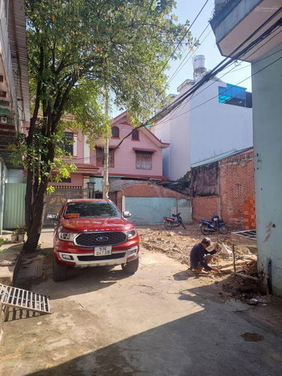 cần ra đi gấp khu nhà trọ 6 phòng đã tách 2 lô 3 tỷ 986tr/ lô mua 2 lô 7 tỷ 900tr hh 50tr/ lô