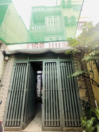 NHÀ 3 TẦNG ĐẸP, SÁT QUỐC LỘ 1A–BÌNH HƯNG HÒA B–GIÁ CHỈ 4.8 TỶ – Ở NGAY