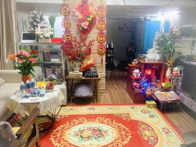 Cho thuê MB Kinh doanh nail, Spa mặt tiền Sầm uất có nội thất, chỗ ở.