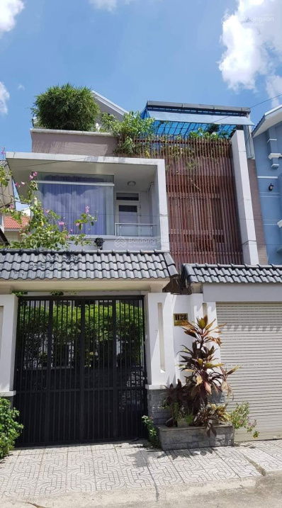 CChủ Giảm thêm 2 Tỷ Bán biệt thự đẹp 200m² Q12 , giá tốt hơn mua đất, lời ngay 30%, bao hoàn công!