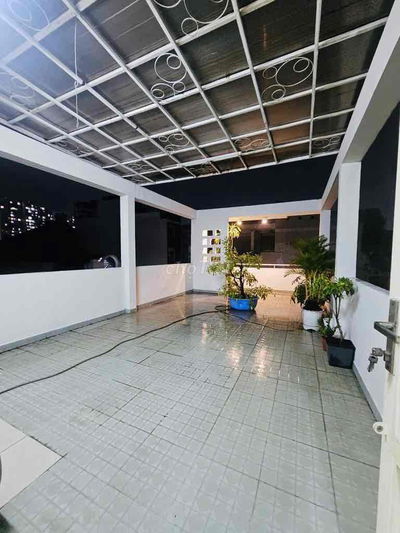 Bán nhà nội bộ khu Bàu Cát(nhà đẹp vào ở ngay)dt 4,5x18m,1 trệt,2 lầu.