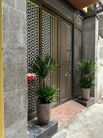 Bán nhà Láng Thượng Đống Đa DT 80m2x7 tầng thang máy 13 căn hộ dòng tiền 80tr/tháng giá 25.8 tỷ