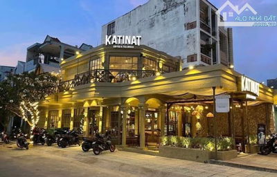 Cho thuê Biệt thự Sân Vườn 400m2 x 3 tầng - mặt tiền 15m - Kd mọi mô hình 150tr/tháng