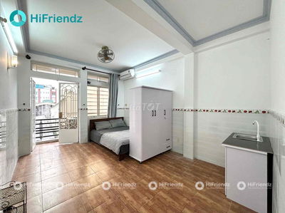 Cho Thuê Phòng Ban Công Cửa Sổ Full Nội Thất Mới Gần Đầm Sen Tân Phú