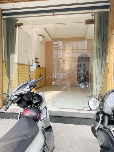 Nhà mặt tiền. Hình và Video thật 100%. KD đa ngành nghề