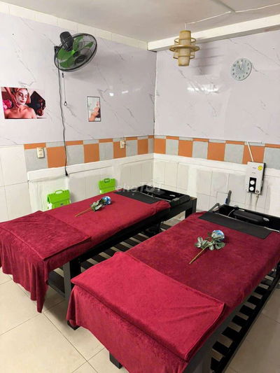 MT Lê Lợi Bến Nghé Q1. Dt 4x25m 1 lầu. Giá thuê 91tr