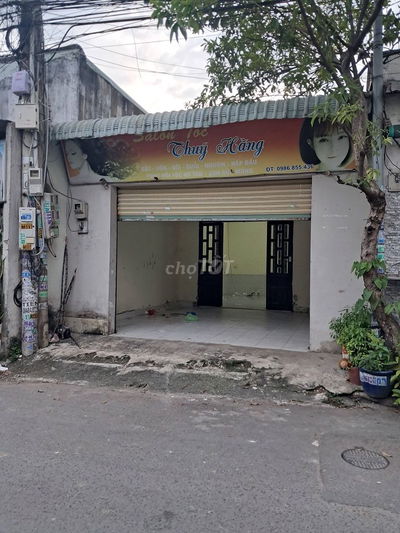 Bán RẺ 2 căn nhà mặt tiền kinh doanh gần chợ Tân Long, Dĩ An