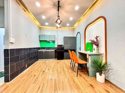 Căn Hộ 2PN 1WC 60m2 Rộng _ cửa sổ trời thoáng _ giặt Riêng _ bếp Hút