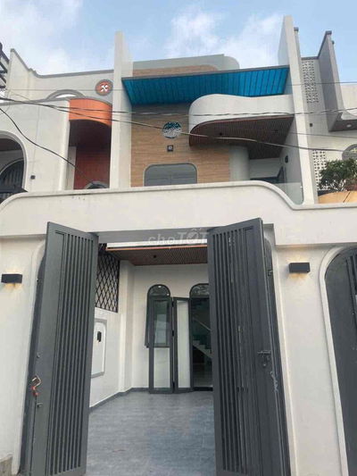 BÁN NHÀ CHÍNH CHỦ CÁCH CHỢ BÌNH CHÁNH 2KM 3PN