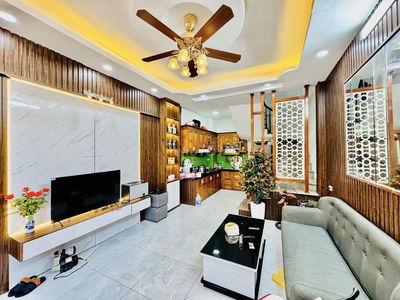 Nhanh thì còn! Nhà Chùa Bộc 2 thoáng, xe ba gác đỗ cửa, ở ngay 45m2*5T