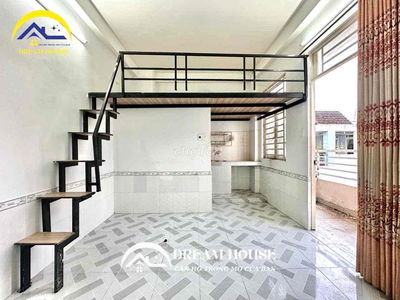 DUPLEX BAN CÔNG - CỬA SỔ THOÁNG - ĐẦY ĐỦ TIỆN NGHI - MẶT TIỀN LỚN