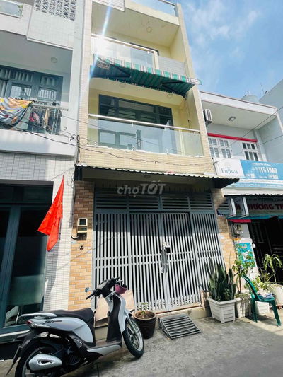 cho thuê nhà mới, có 4 máy lạnh, hẻm 364 thoại ngọc hầu