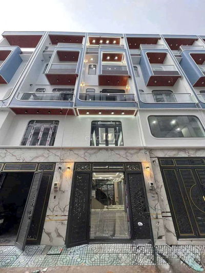 Dãy nhà phố hiện đại phun nội thất cao cấp đường thông thoáng