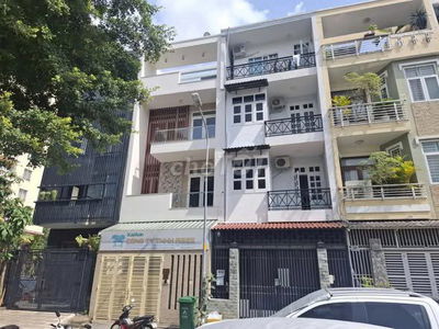 25 tỷ bớt lộc nhà mặt tiền gần đ.Nguyễn Quý Đức và Thái Thuận