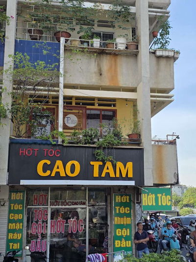 Cho thuê căn góc LôB CC Trần Quốc Thảo