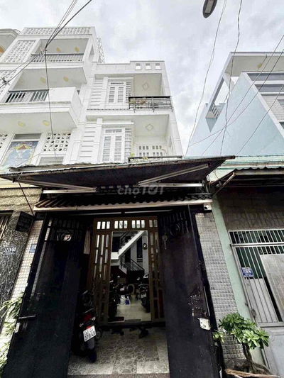 Nhà 4m x 13m 3 tầng hẻm thông đường Nguyễn Văn Quá P.Đông Hưng Thuận