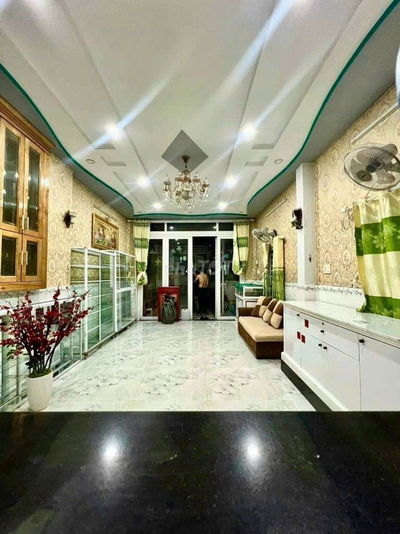 Cho thuê gia đình ở bán hàng online văn phòng