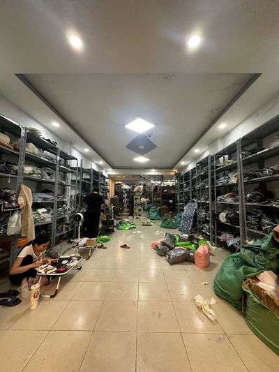 5x28 trệt 2 lầu 3pn 4wc, có sân rộng 8m đậu xe tải tân thới nhất