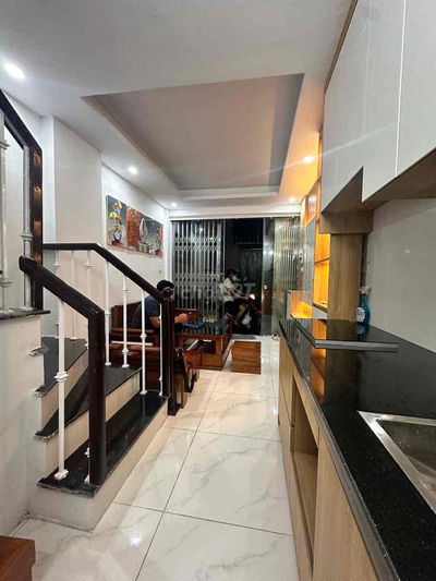 Phương Liệt, giá tốt, 1 nhà ra phố, vừa ở và kd , 30m2x5 tầng