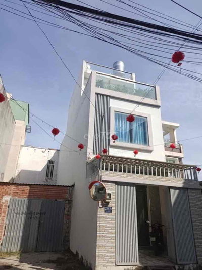 CHỈ 5 TỶ – NHÀ 3 TẦNG – XE HƠI VÀO NHÀ – LONG TRƯỜNG Q9