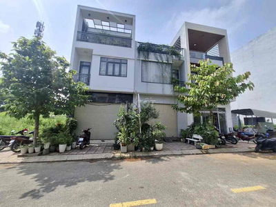 Em chính chủ,cần bán nhà KDC Phú Hồng Thịnh 9,Bình An,TP Dĩ An