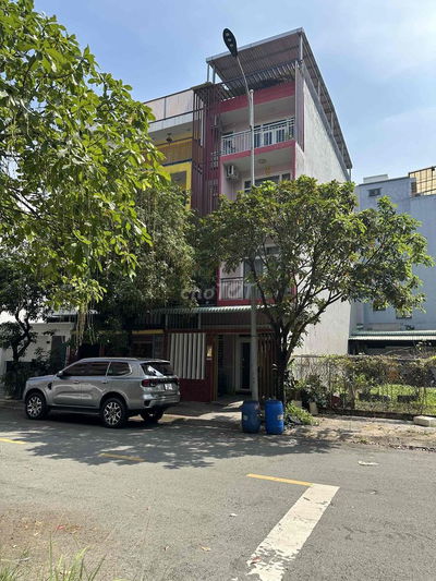 Nhà phố liền kề cho thuê phòng