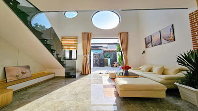 BÁN NHÀ PHÚ THƯỢNG LÔ GÓC, NGÕ TO, HƠN 100M RA TRƯỜNG, CHỢ, 8,9 TỶ