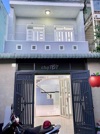 BÁN NHÀ 2 TẦNG ĐÚC HẺM XE HƠI TCH25 QUẬN 12 GIÁ RẺ 4,65 TỶ