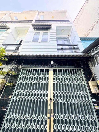 Nhà Hẻm 360 phạm hữu lầu gần nguyễn hữu thọ thuận tiện giao thông