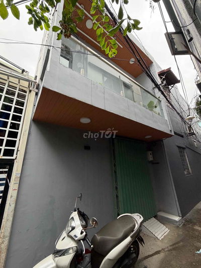 Bán nhà 2 tầng sau lưng biển Nguyễn Tất Thành, Gần Ông Ích Khiêm