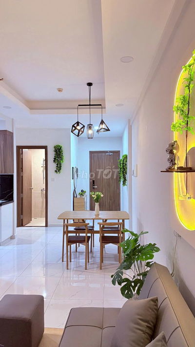 Bán căn 2PN 2WC full nội thất cao cấp tại OPAL SKYLINE giá tốt