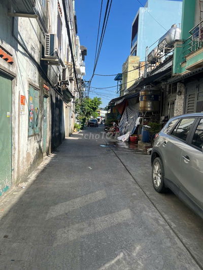 CHO THUÊ 156m2, kho xưởng đẹp như hình-Giá tốt