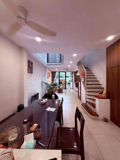 Cát Linh, 10m ra phố, ngõ ba gác, nhà dân xây mới, lô góc, 42m2*5T