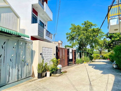 Chủ bán 170m2 đất Lê Văn Lương, ngang 7m, giá 28tr/m2