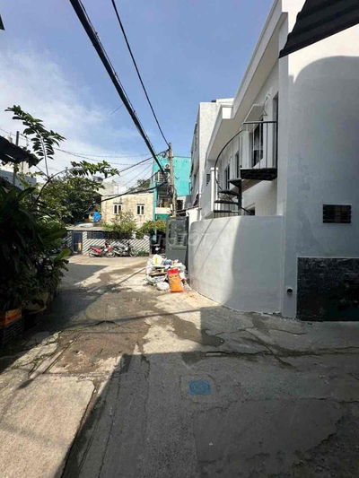 CHDV 97m2 đất 2 tầng BTCT 8pn Nơ Trang Long Bình Thạnh