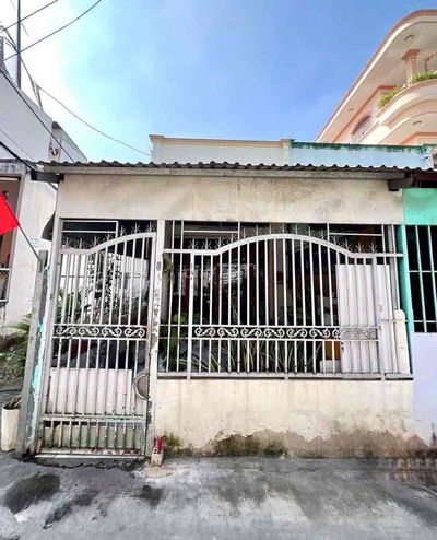 Bán nhà ngay Tên Lửa -90m2-2mặt tiền Hẻm xe hơi thông-Nhỉnh 5 tỷ