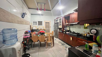 Nhà full nội thất 6P có 2 mặt hẻm xe hơi ra vào Lạc Long Quân P5