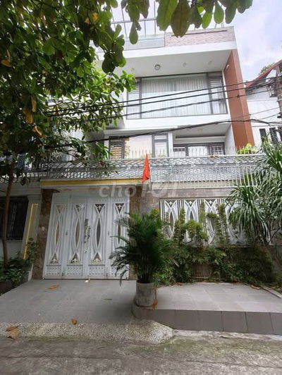 BIỆT THỰ NGAY GIGAMALL, 3 LẦU, 5PN, FULL NỘI THẤT, GARAGE Ô TÔ, 36TR.