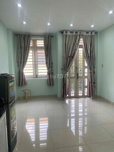 Phòng Full nội thất siêu rộng, siêu đẹp, siêu rẻ